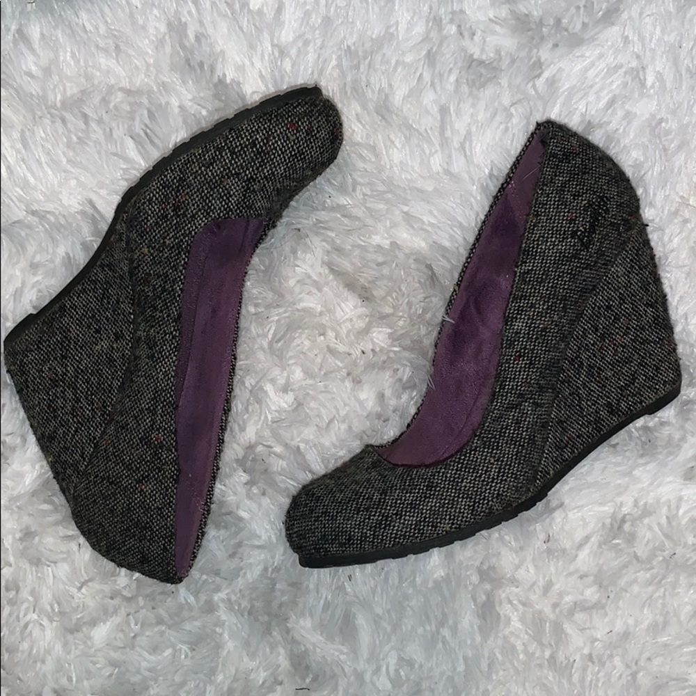 Tweed Wedges